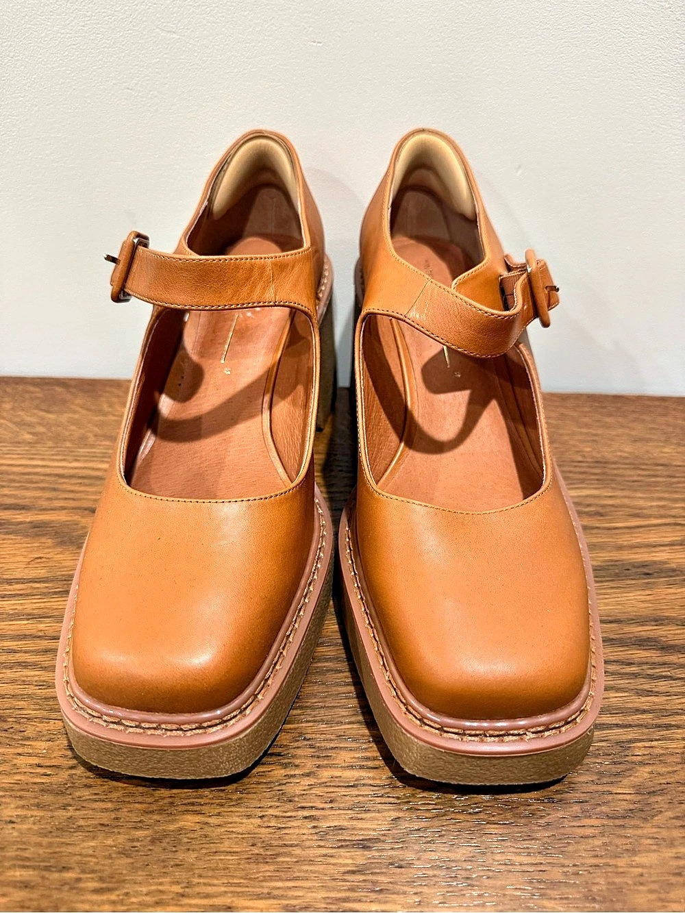 Intentionally Blank Leather Mary Jane Block Heel Shoes Women’s Size 10 Cognac